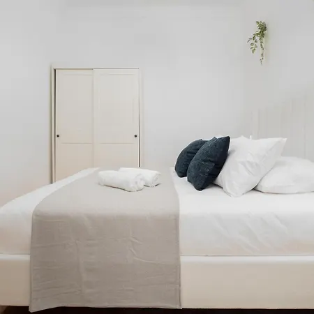 דירה 3db- Walk Everywhere From Bright And Stylish In An Exceptional Location ליסבון