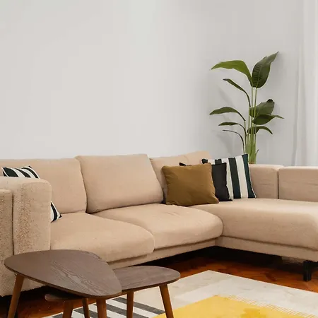 3db- Walk Everywhere From Bright And Stylish In An Exceptional Location Apartment Lisbon