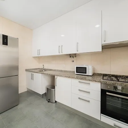 3db- Walk Everywhere From Bright And Stylish In An Exceptional Location דירה ליסבון